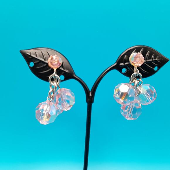 Vintage Light Pink Crystal Earrings, Clip Clasps, Silver Tone - Picture 5 of 8